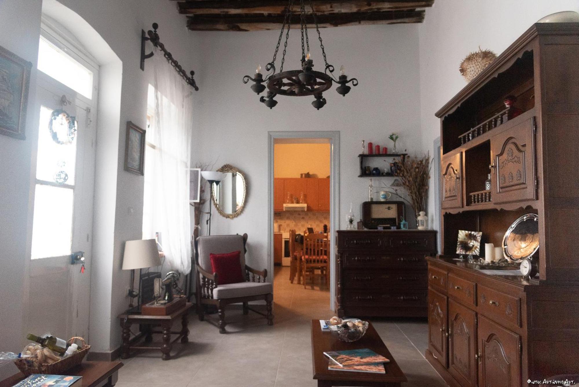 Villa Alexandra Exámbela Esterno foto