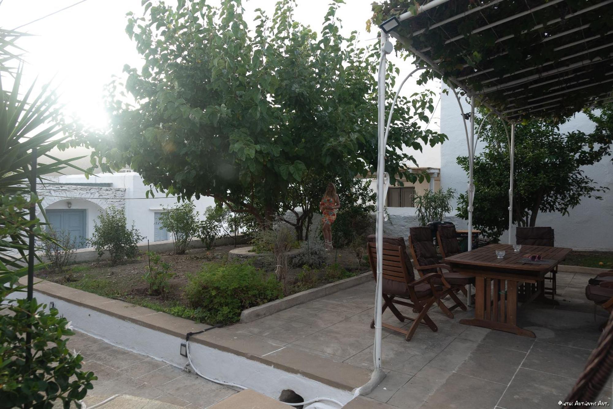 Villa Alexandra Exámbela Esterno foto